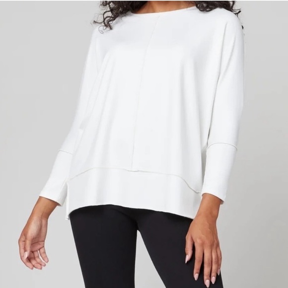 SPANX Tops - SPANX Perfect Length Top, Dolman 3/4 Sleeve Size Medium Minimalist Contemporary